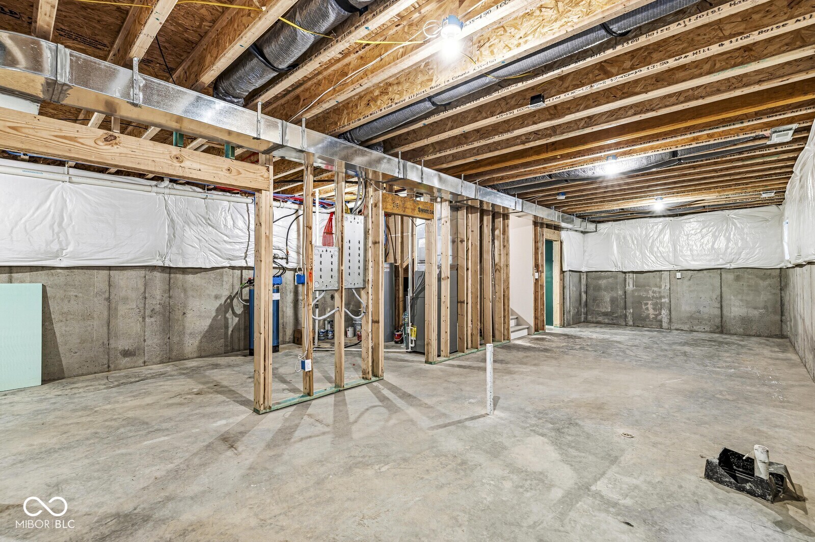 1214 E New York Street