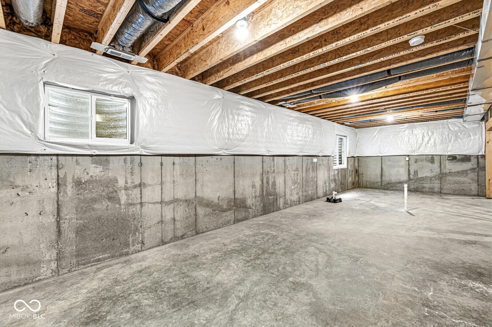 1214 E New York Street