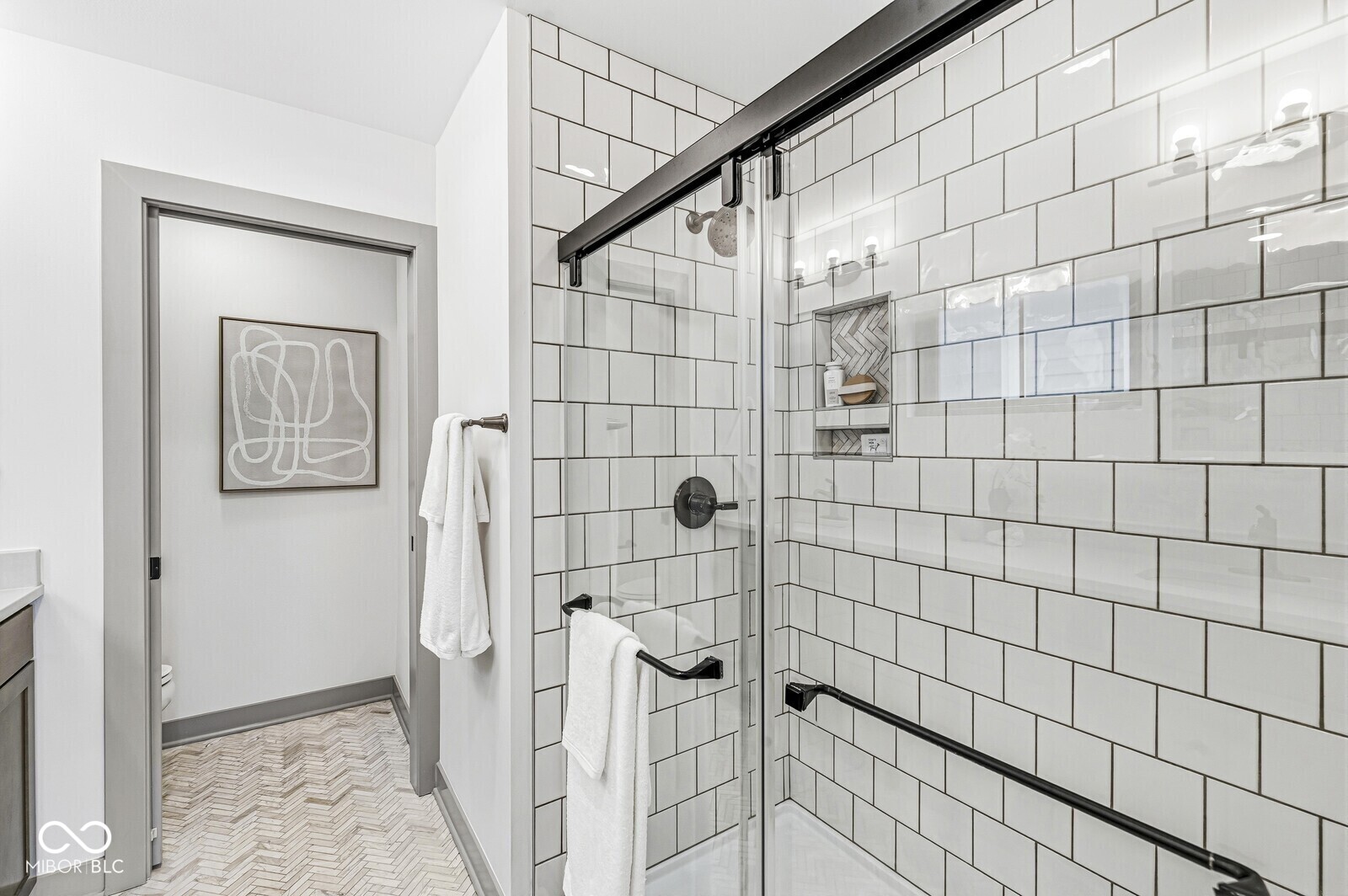 1214 E New York Street