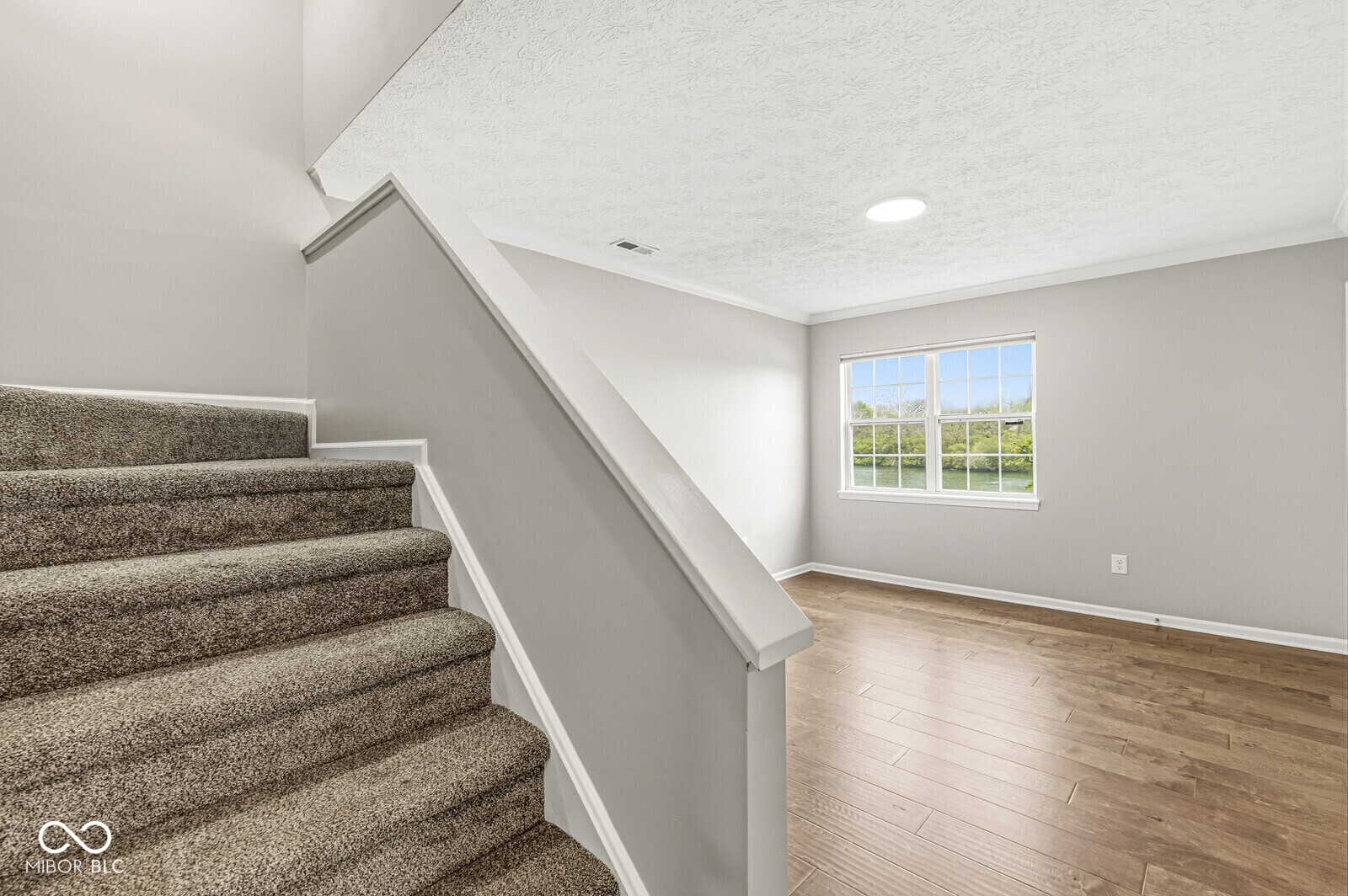 6643 Shore Island Drive