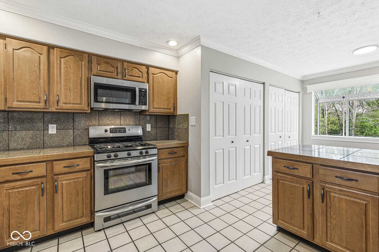 6643 Shore Island Drive