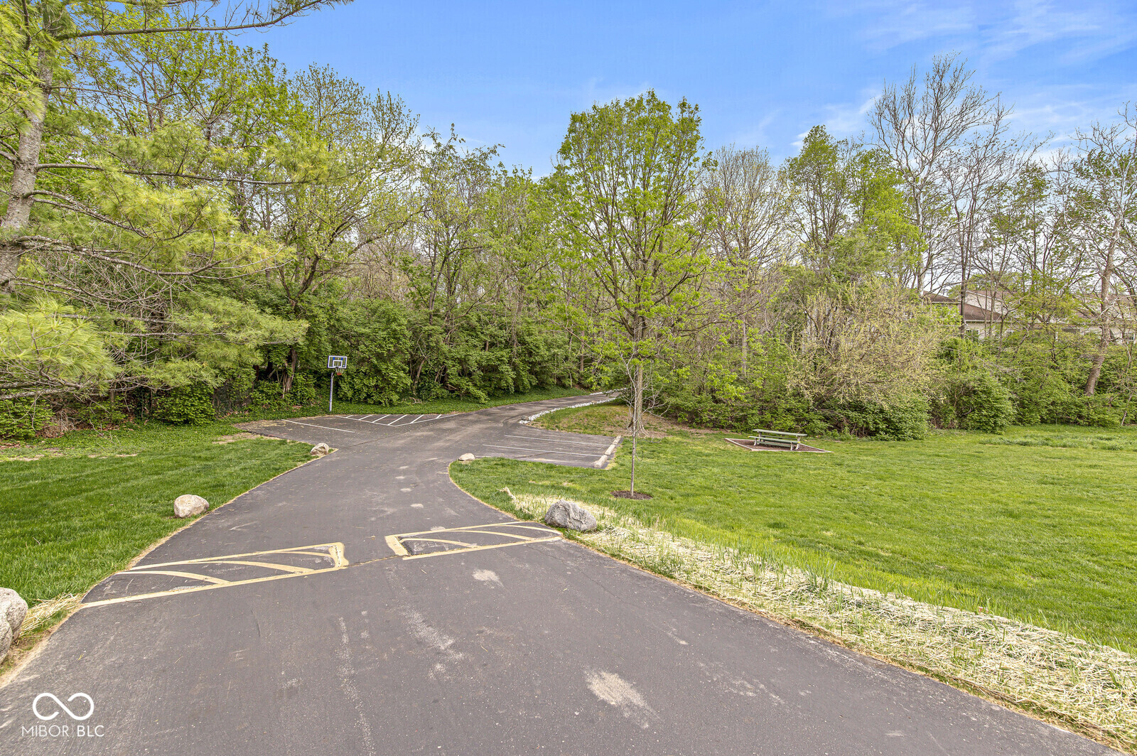 6643 Shore Island Drive