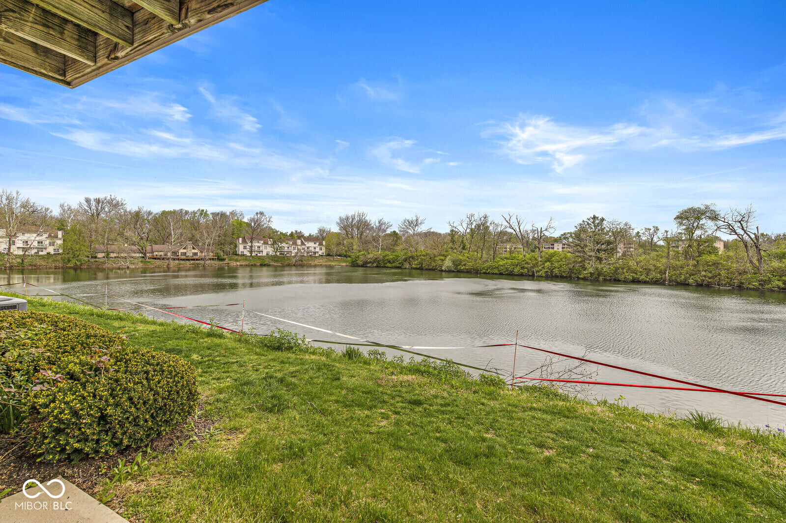 6643 Shore Island Drive