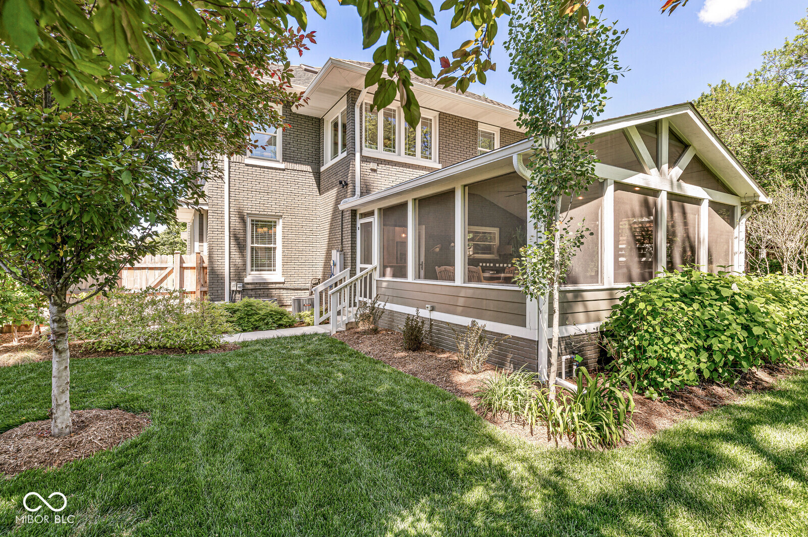 3327 N Pennsylvania Street