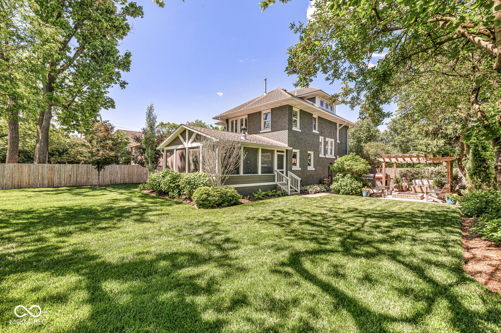 3327 N Pennsylvania Street