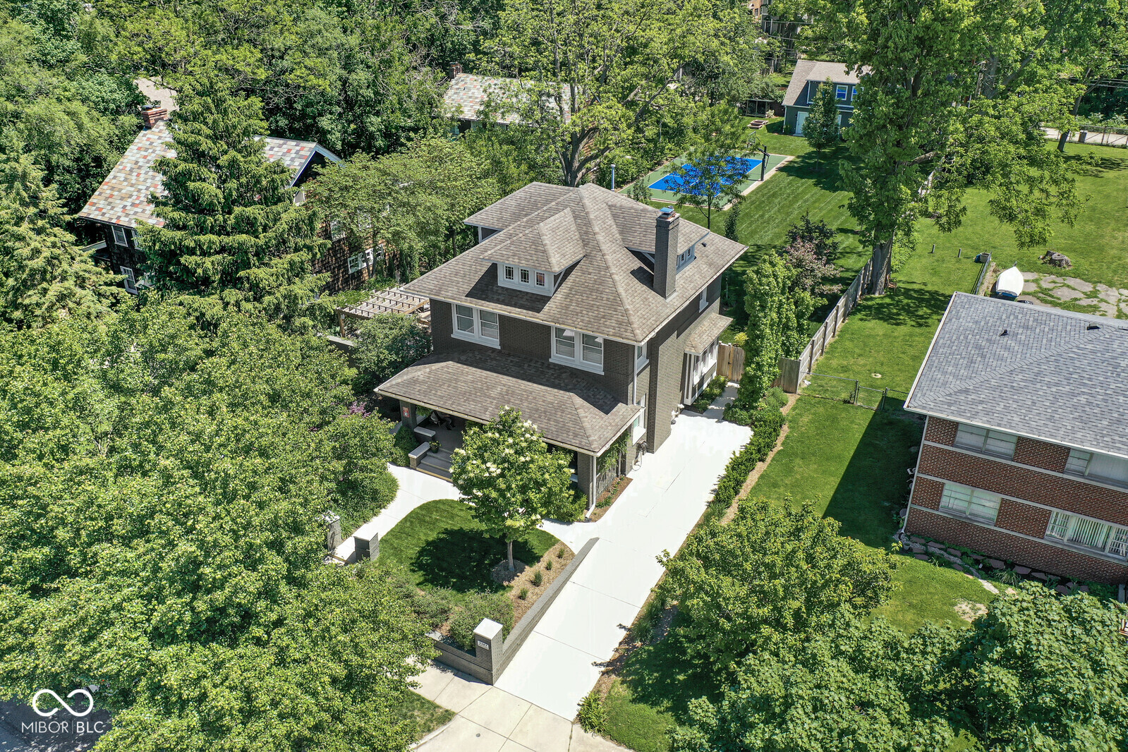 3327 N Pennsylvania Street