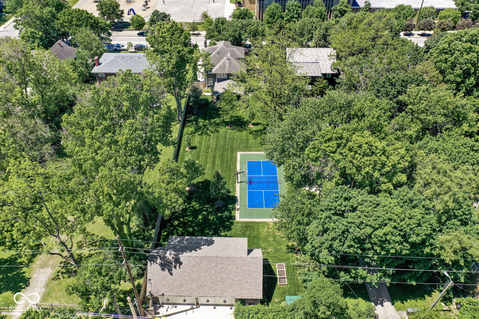 3327 N Pennsylvania Street