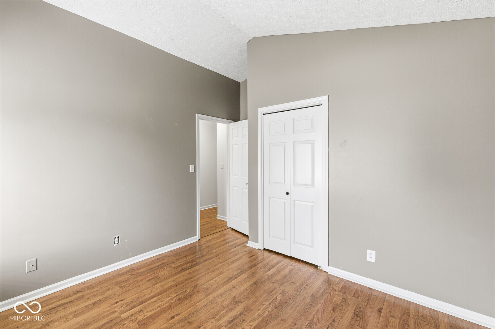 6866 Wild Cherry Drive