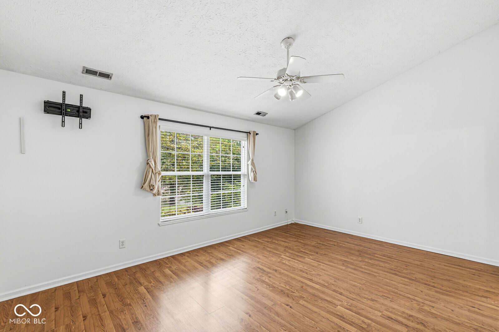 6866 Wild Cherry Drive