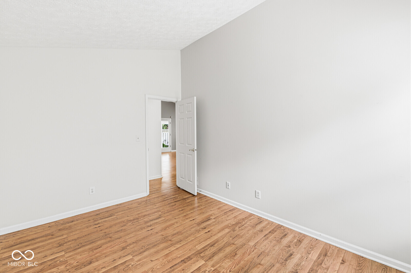 6866 Wild Cherry Drive