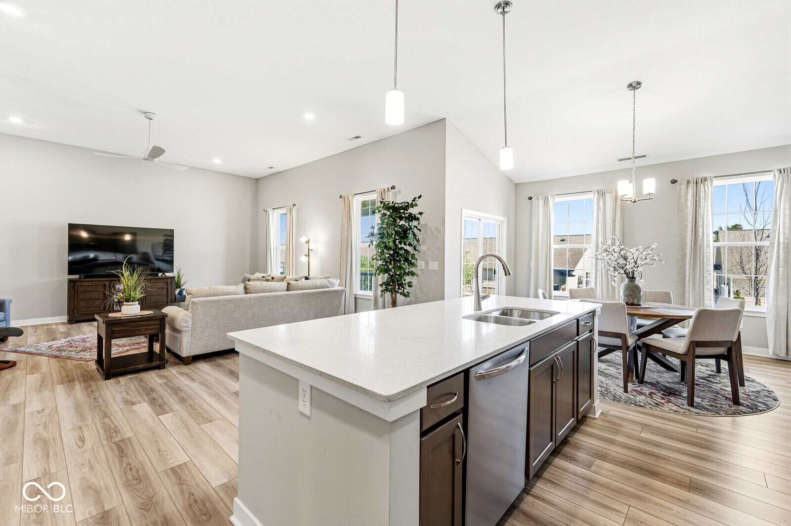 1028 Cortland Lane