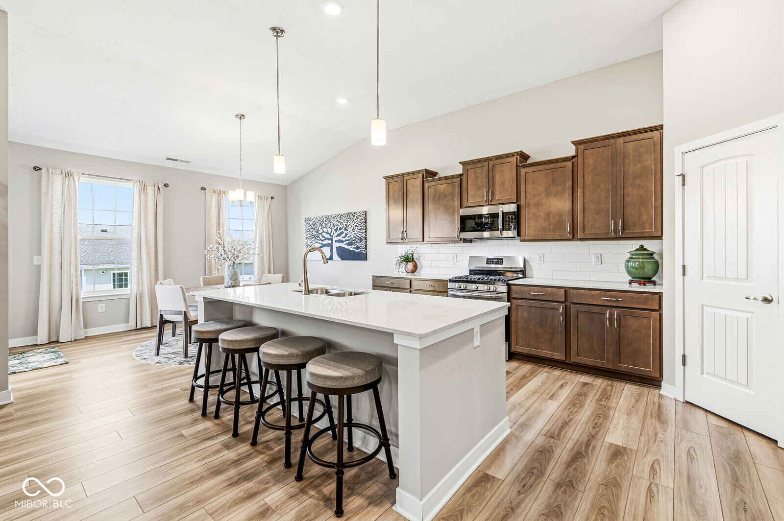 1028 Cortland Lane
