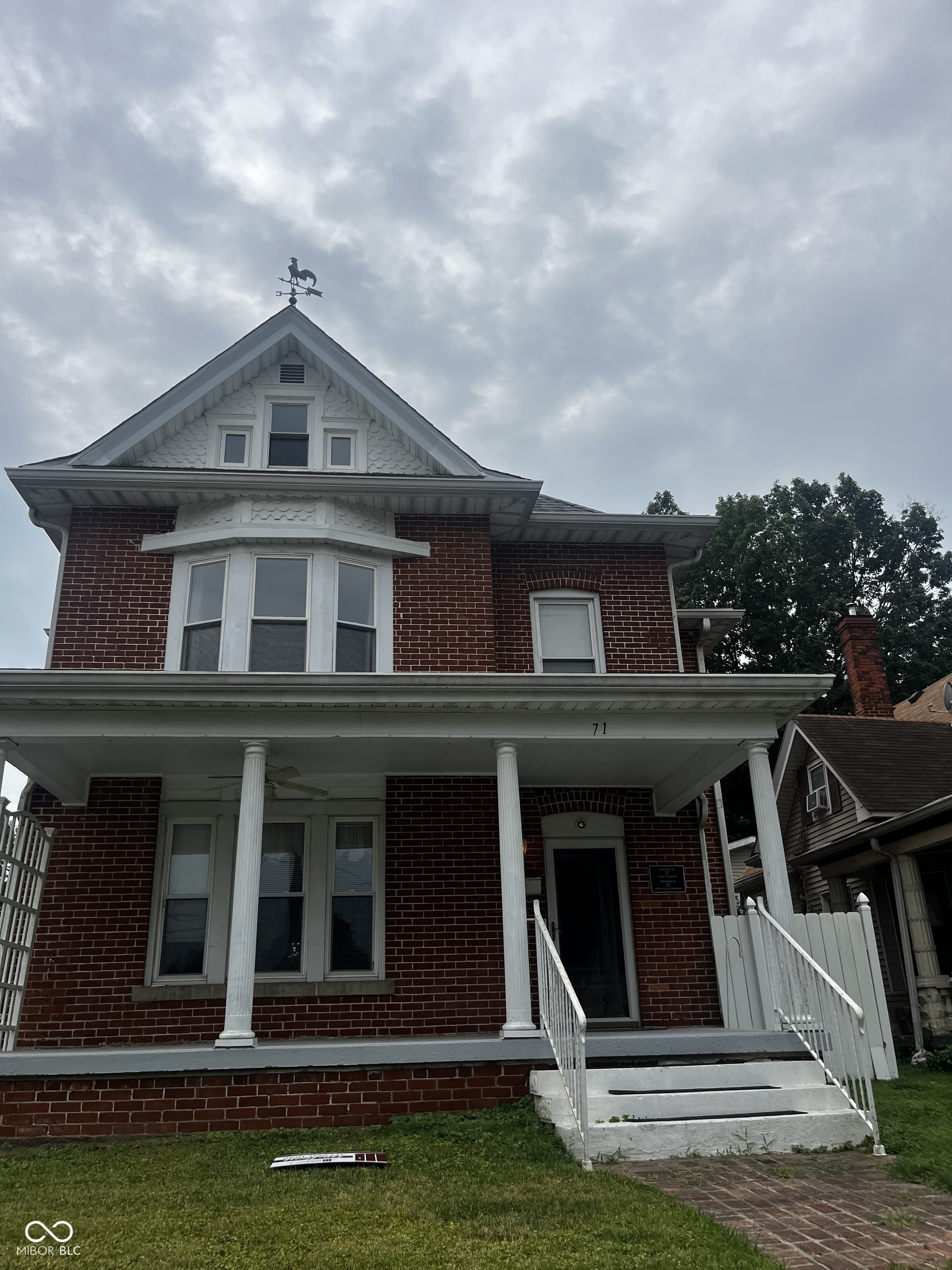 71 W High Street