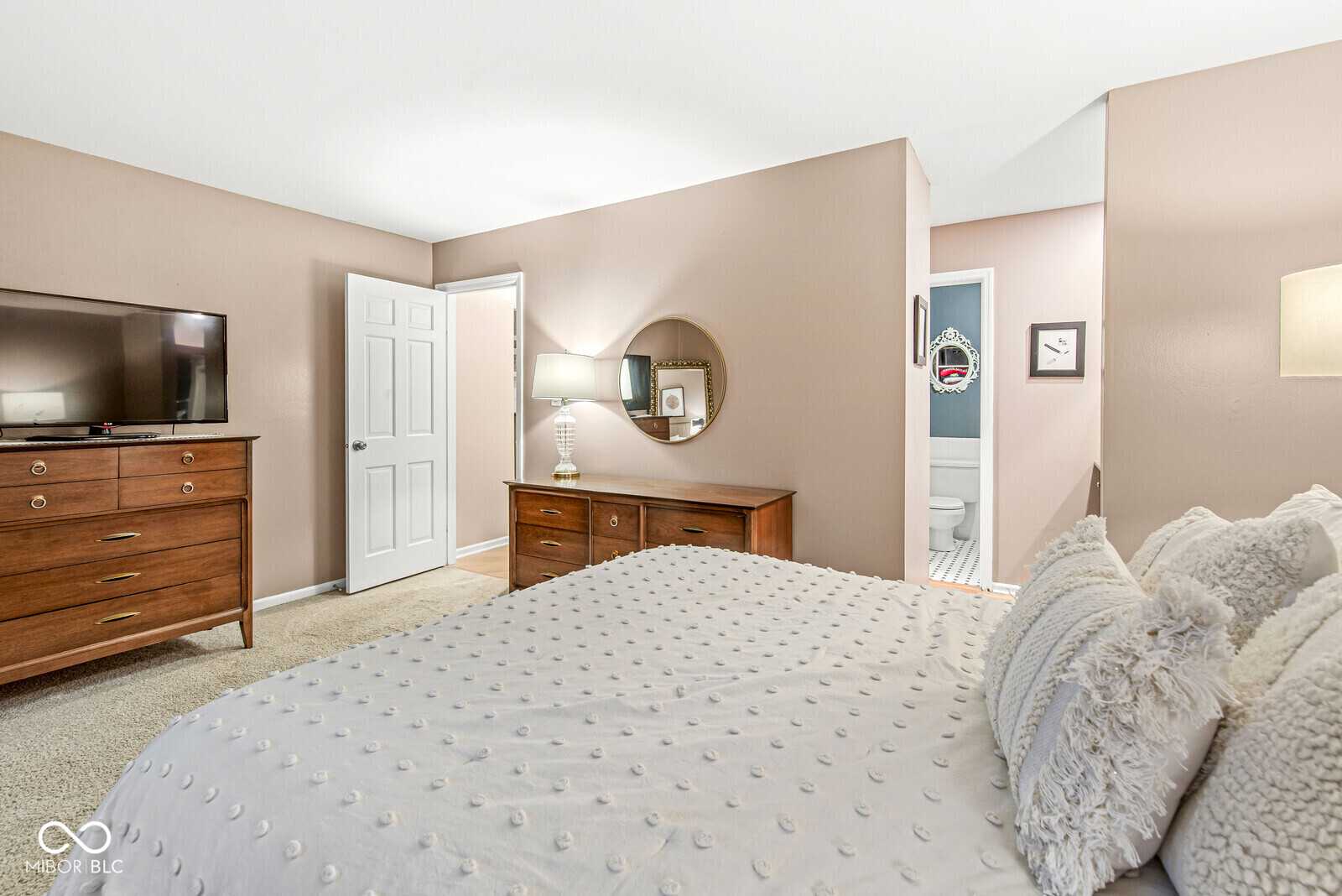 2240 Rome Drive Unit: C