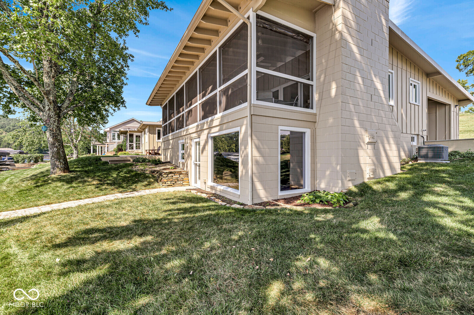 9651 W Shore Drive