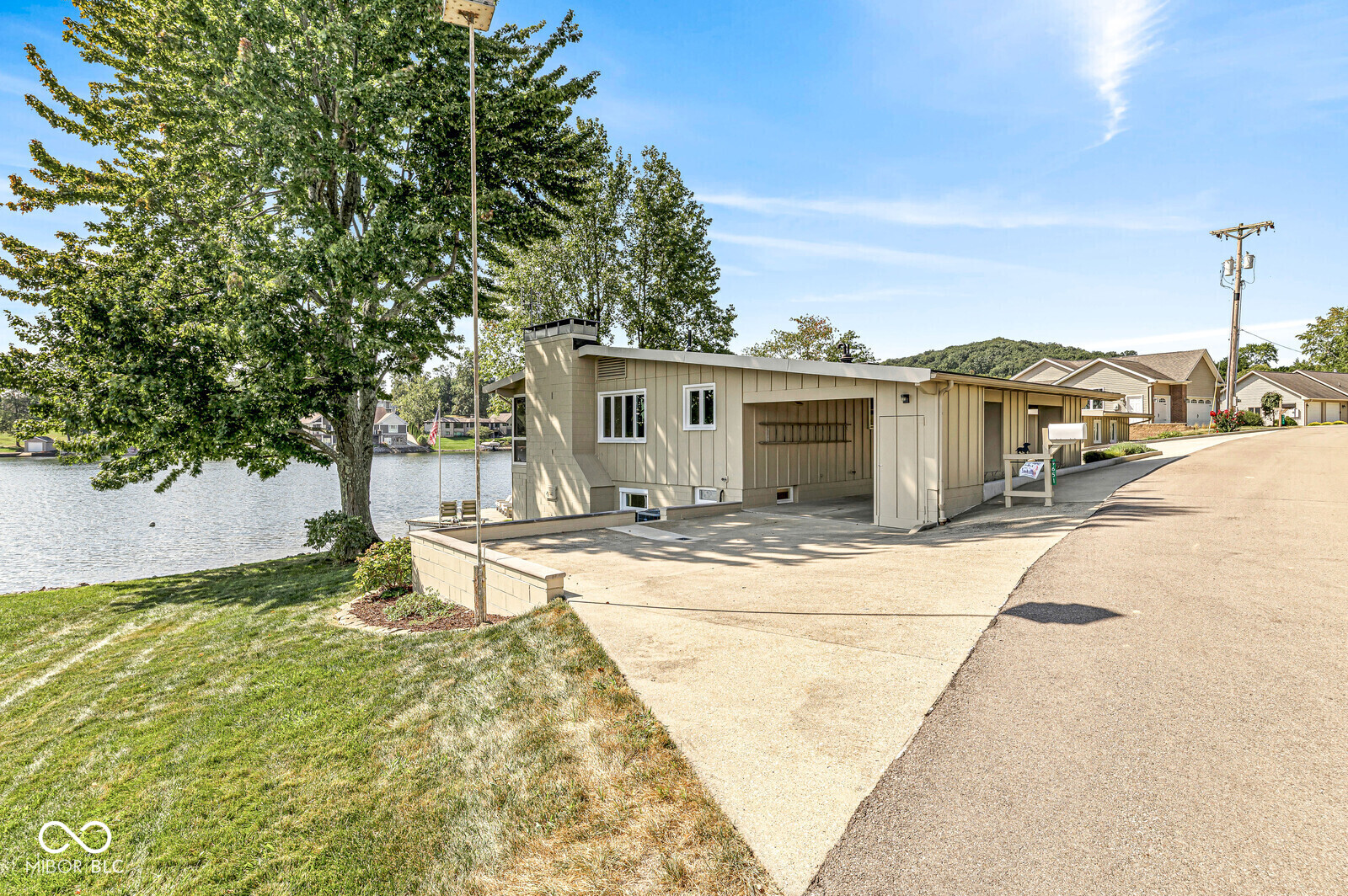 9651 W Shore Drive