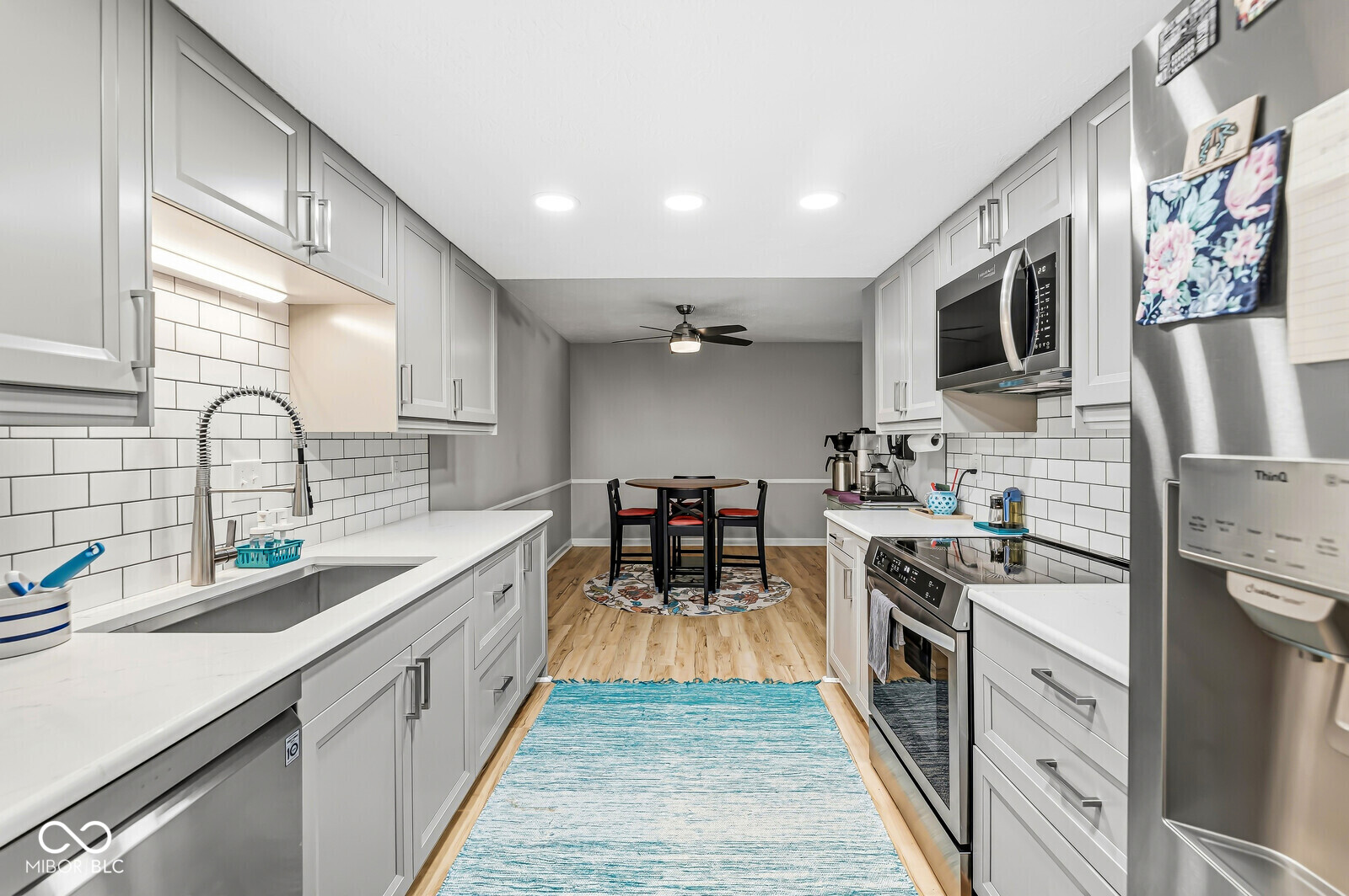 7538 E Farm View Circle Drive