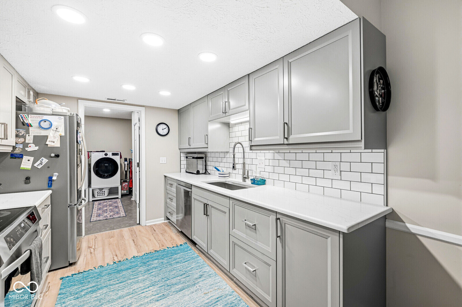 7538 E Farm View Circle Drive