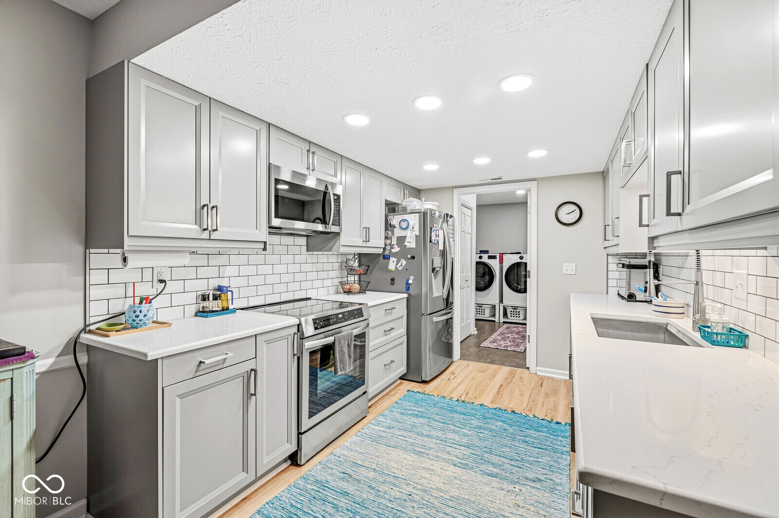 7538 E Farm View Circle Drive