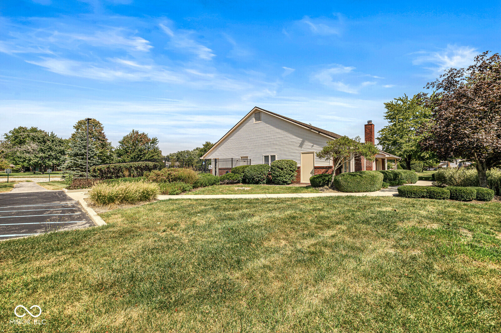 7538 E Farm View Circle Drive