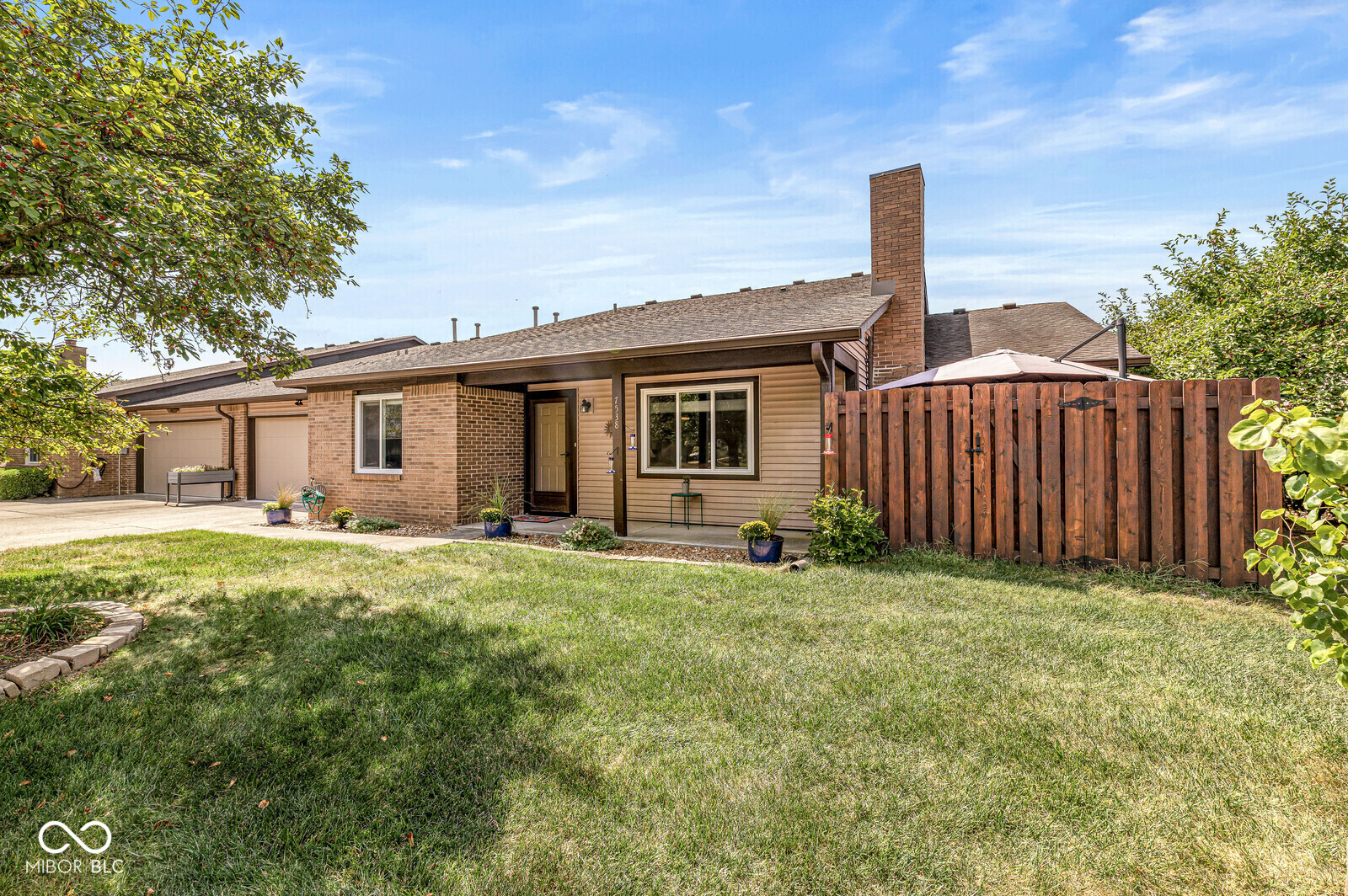7538 E Farm View Circle Drive
