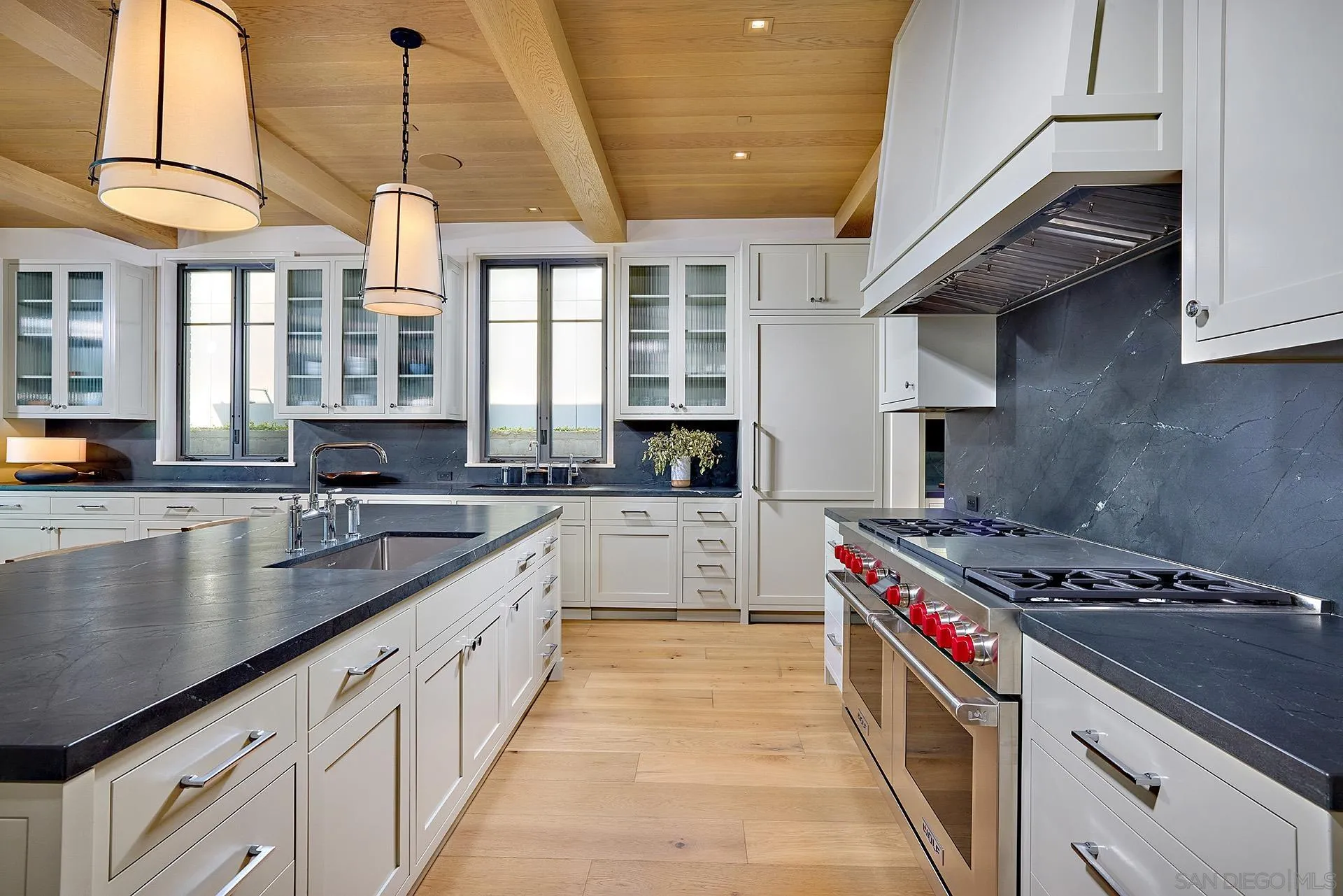 2920 Camino Del Mar