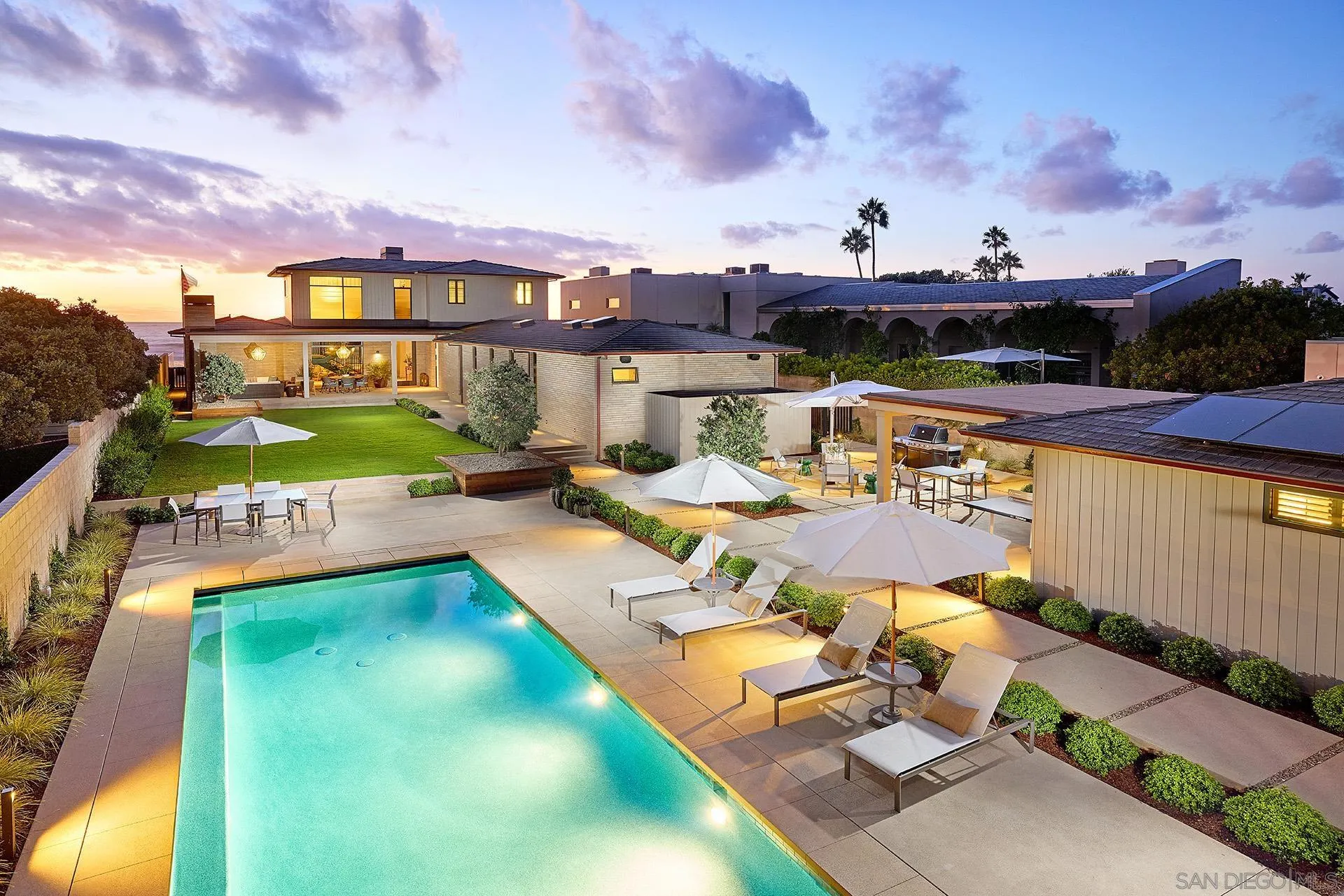 2920 Camino Del Mar