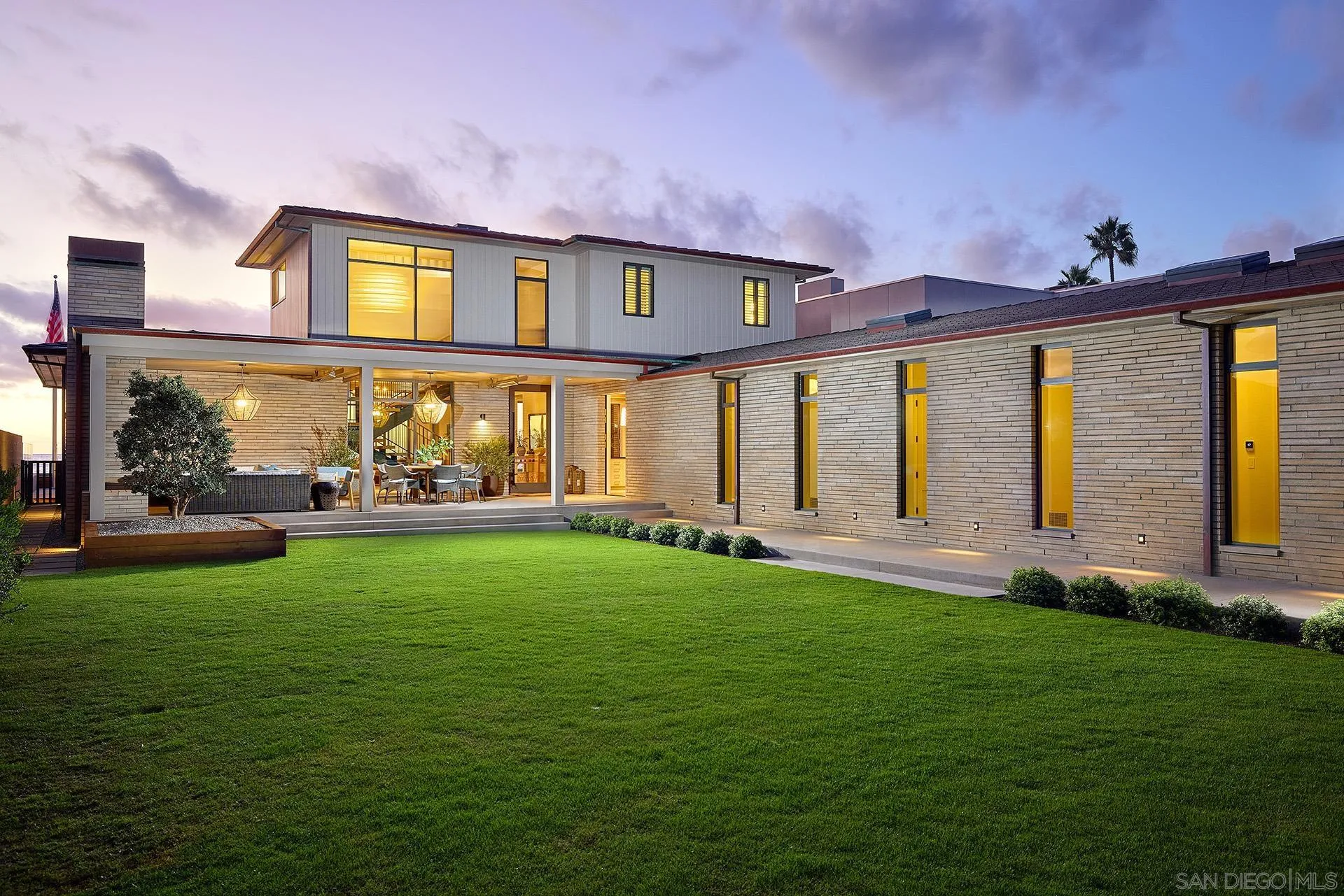 2920 Camino Del Mar