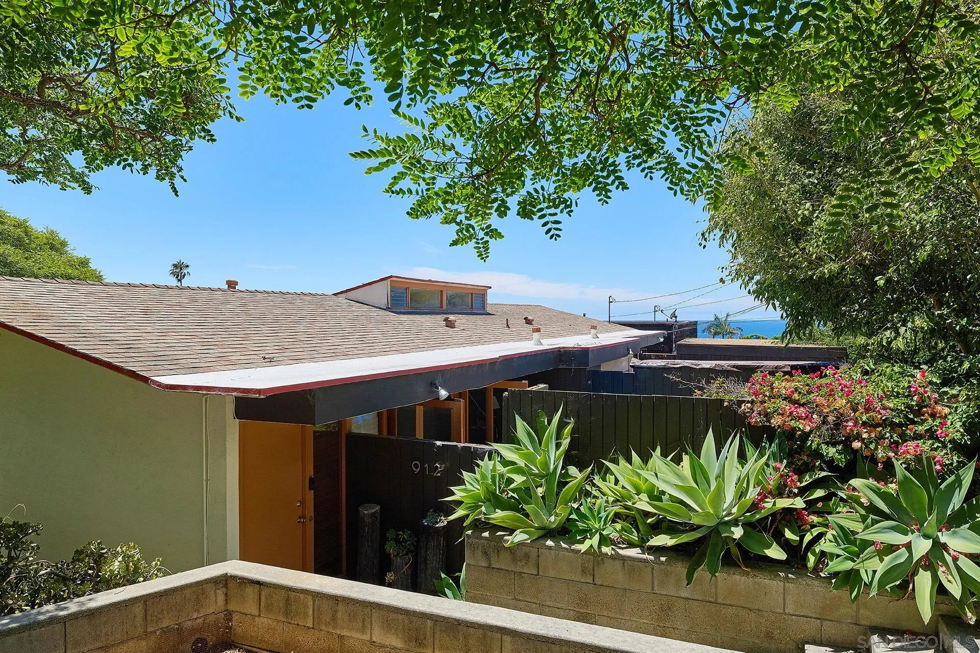 914 Highland Avenue