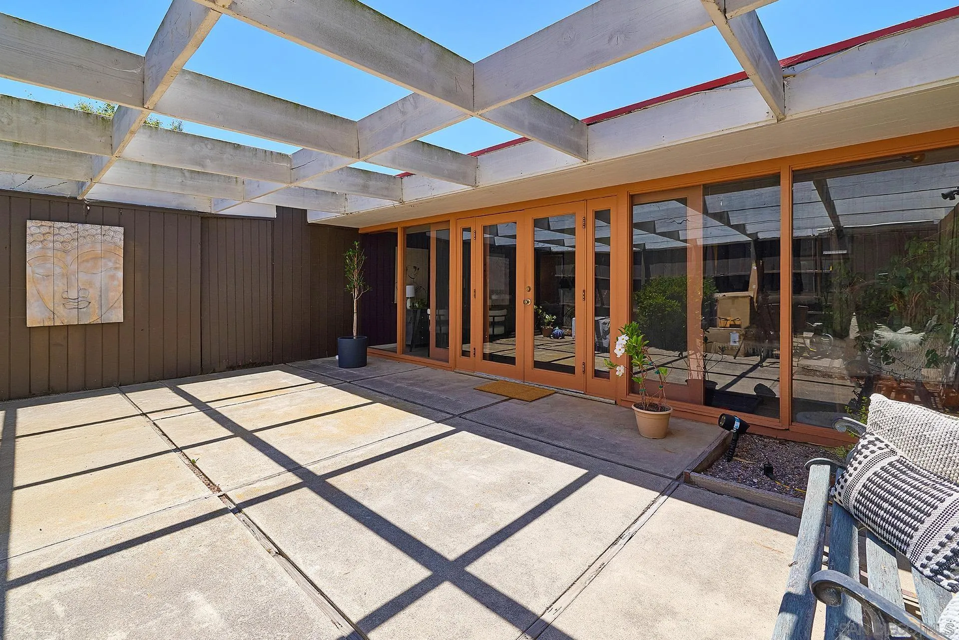 914 Highland Avenue