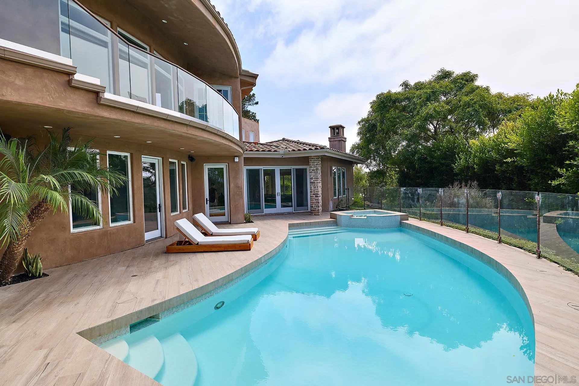 1749 Noma Lane