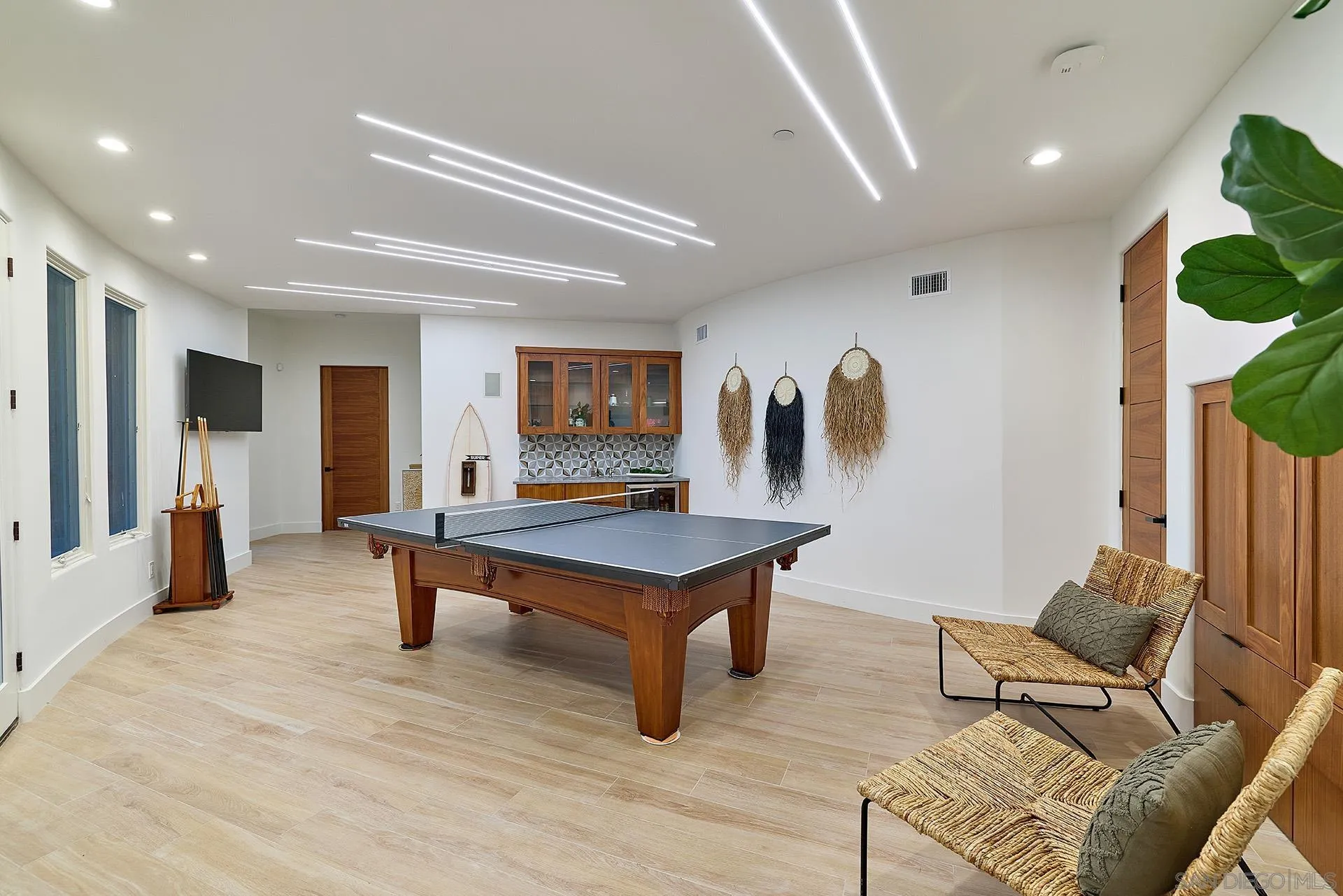 1749 Noma Lane