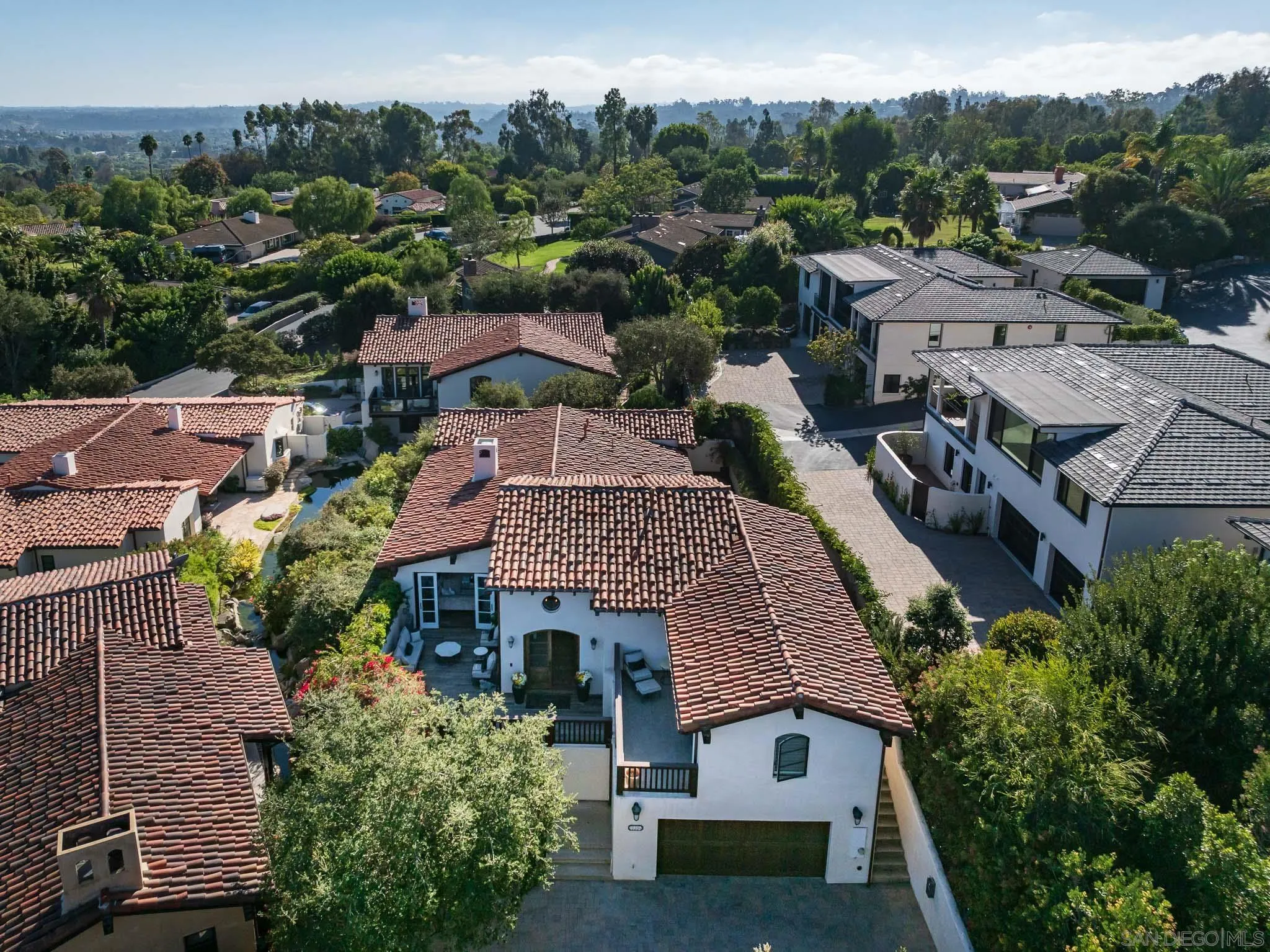 6152 Camino Selva