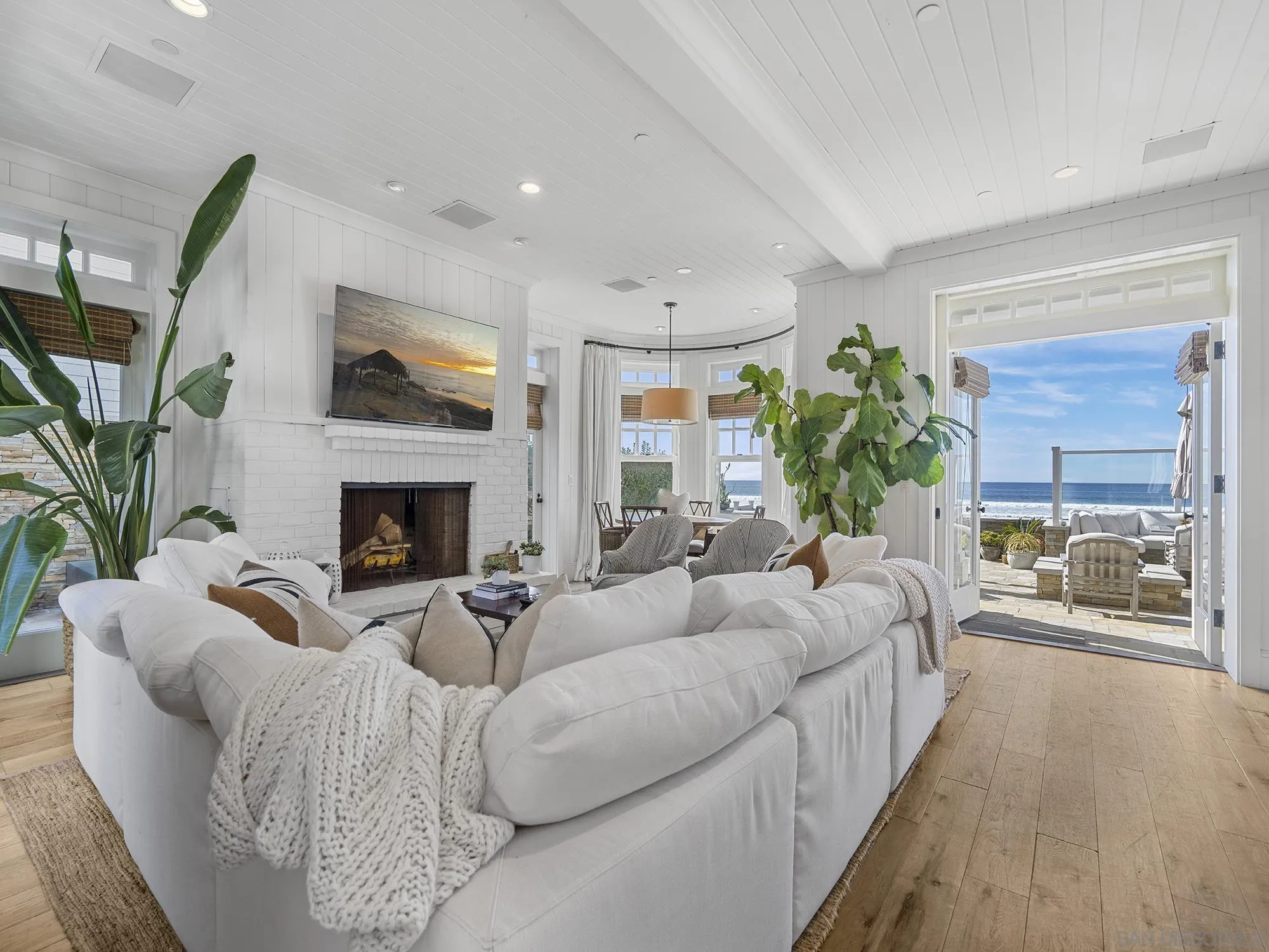 2720 Ocean Front