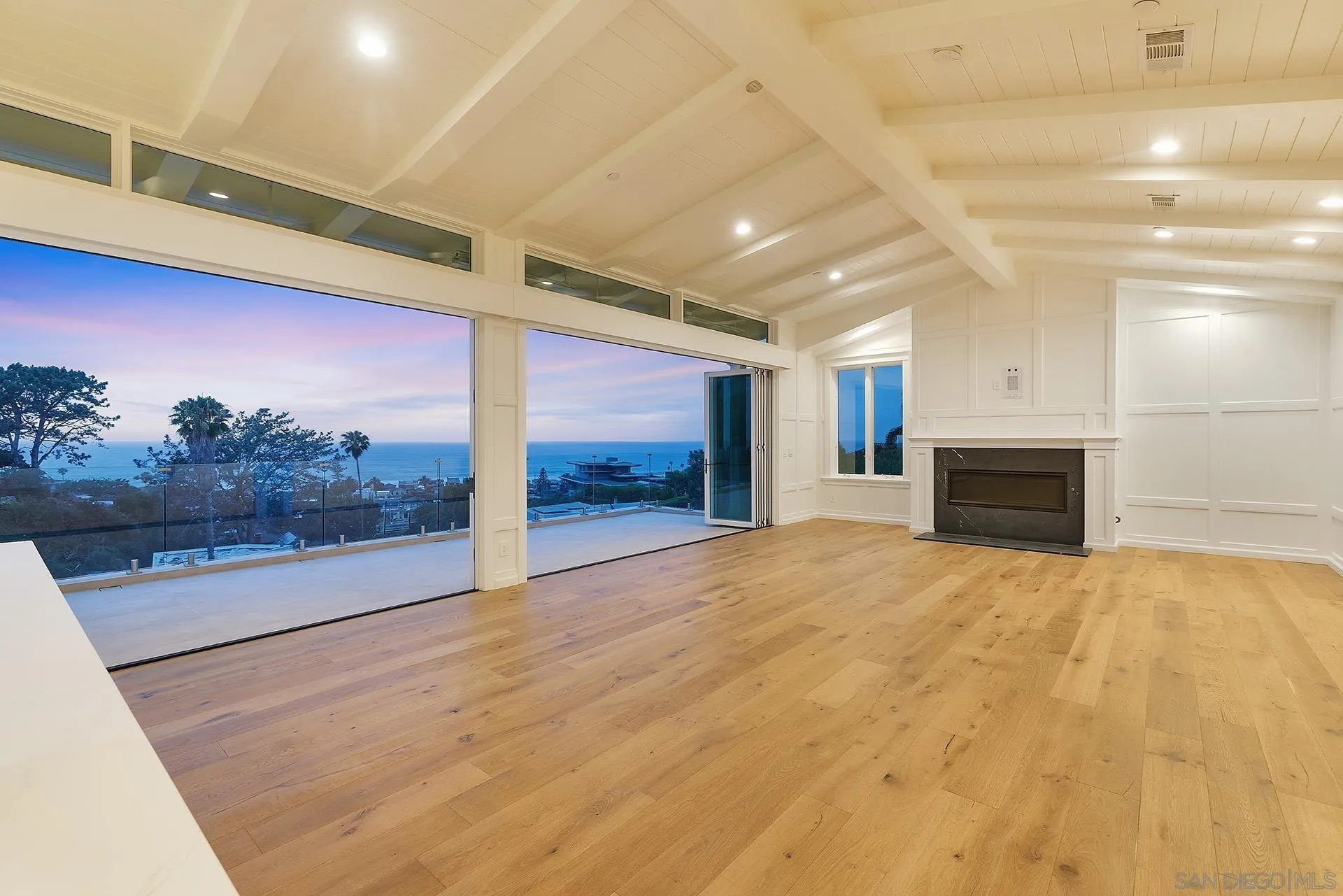 1904 Balboa Ave