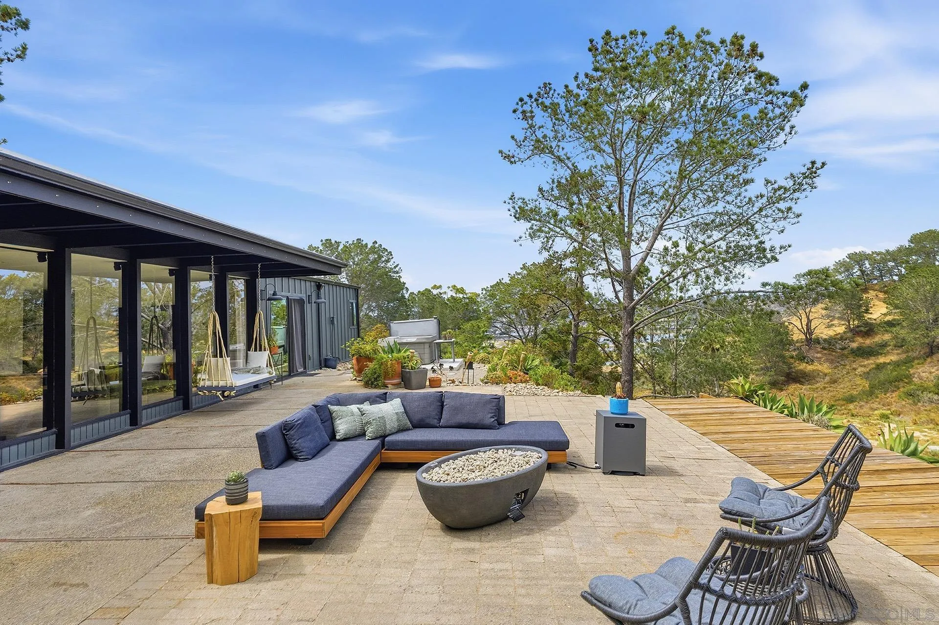 1234 Oribia Road