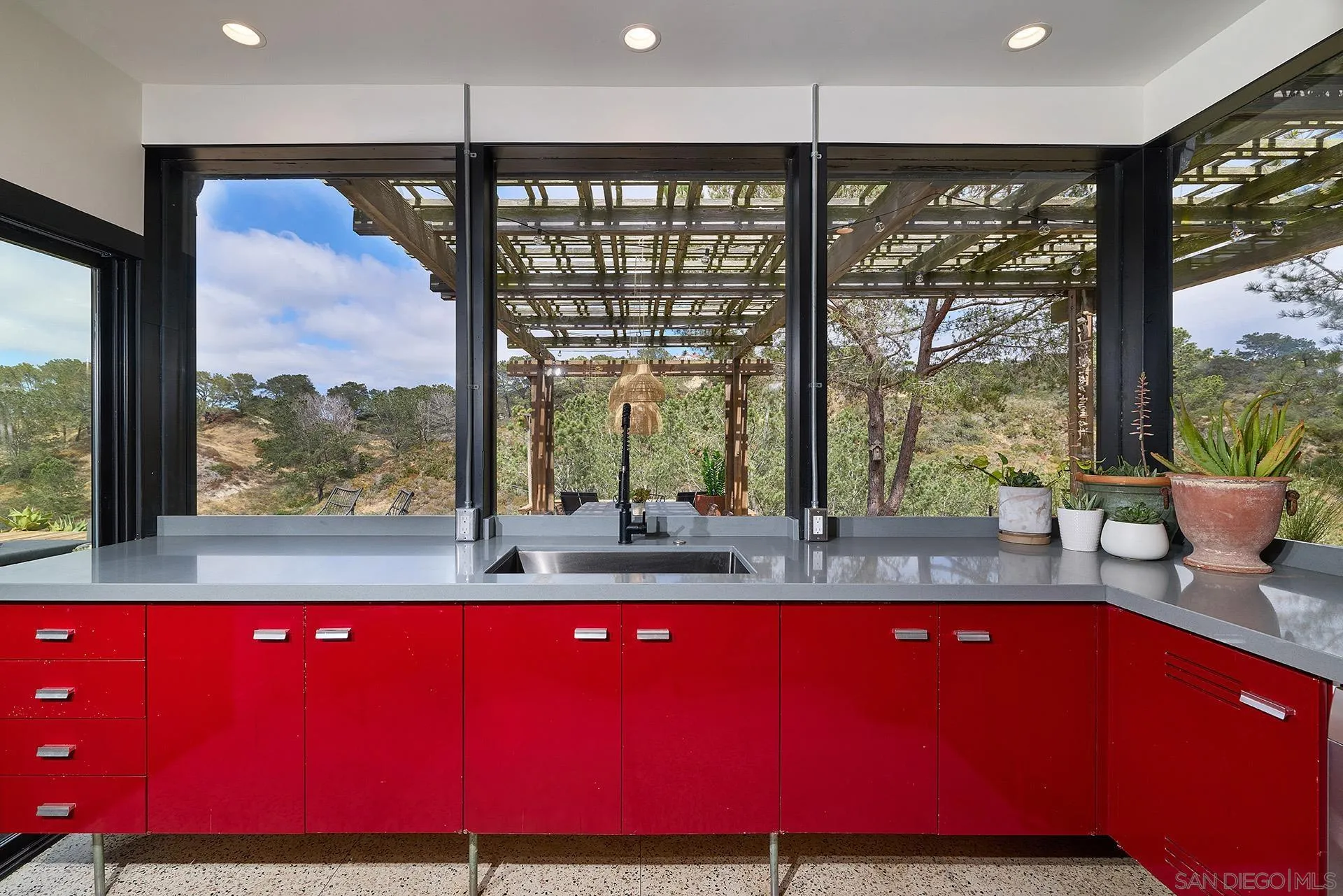 1234 Oribia Road