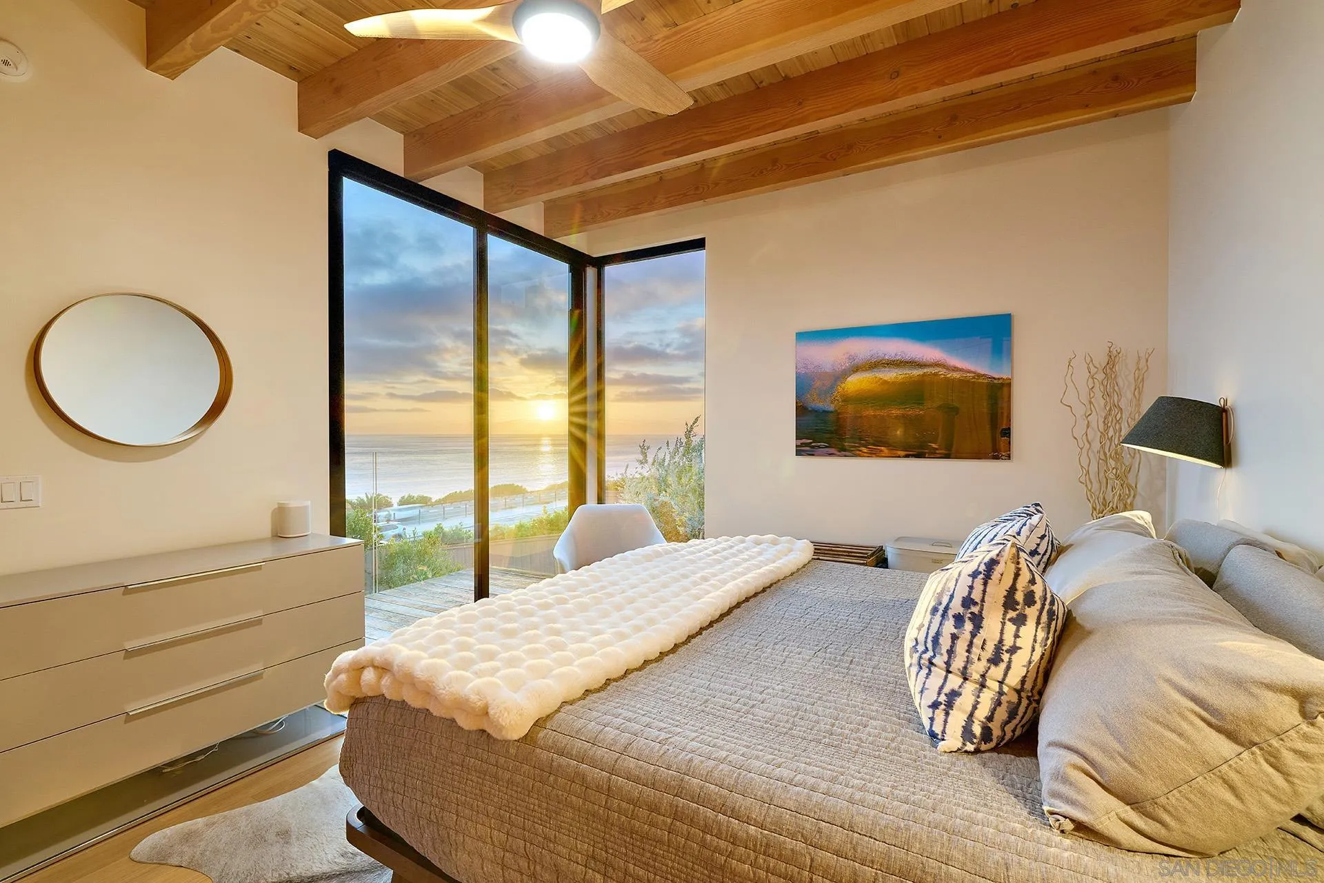 1537 San Elijo