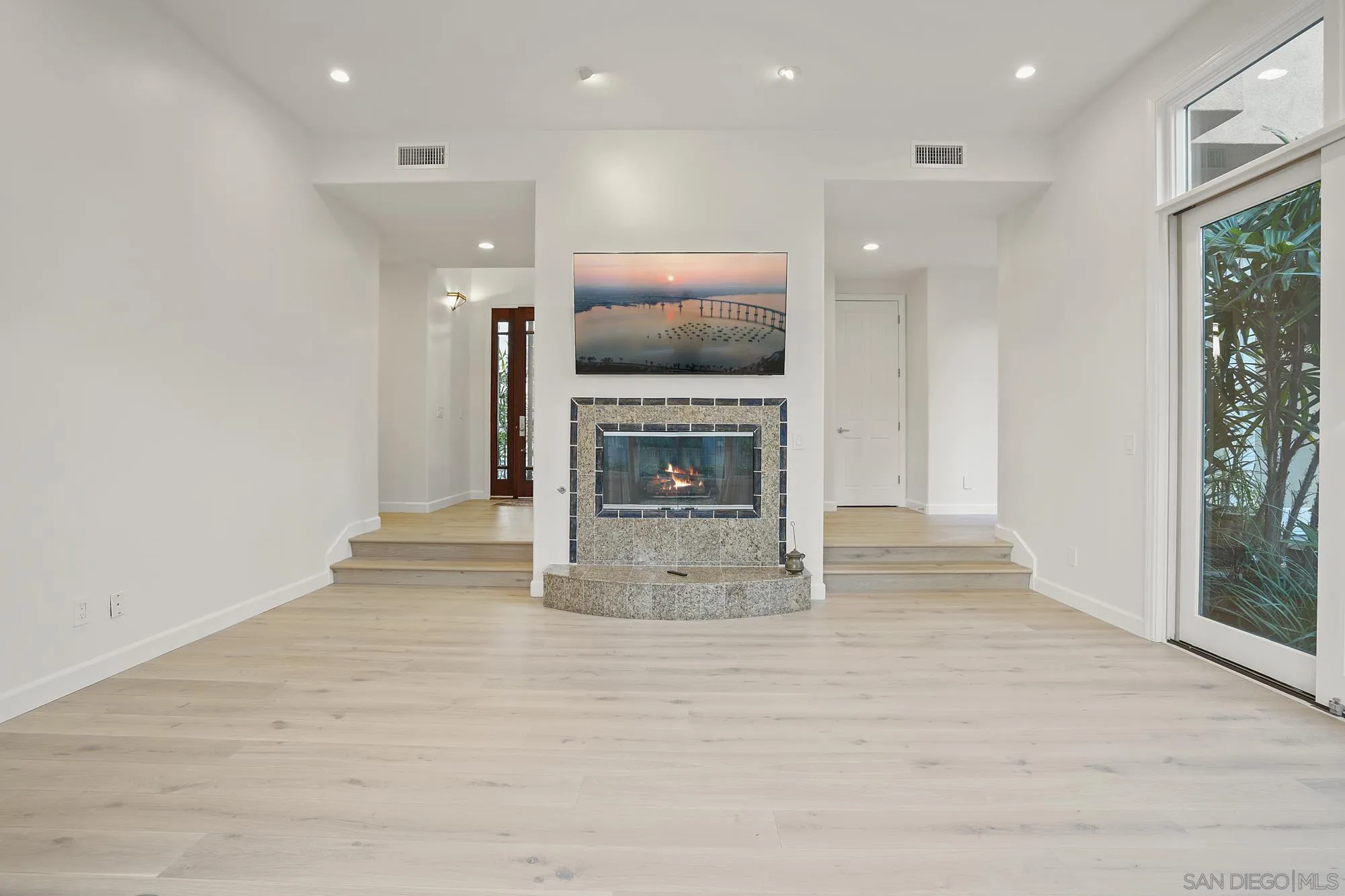 13601 Nogales Drive