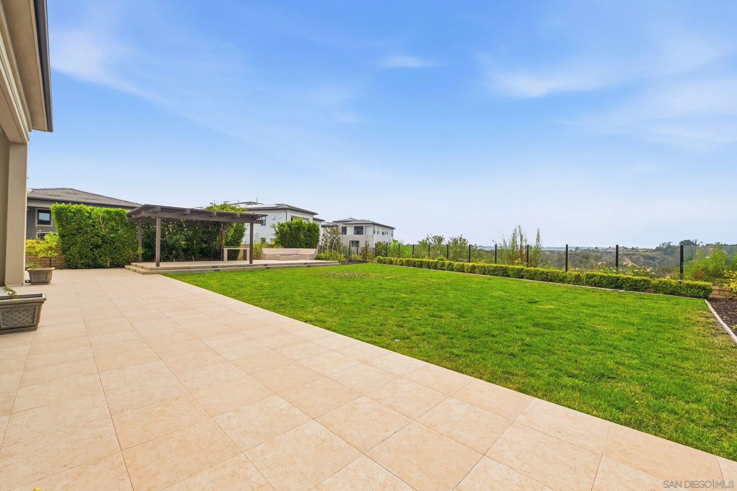 6210 Summit Crest Circle