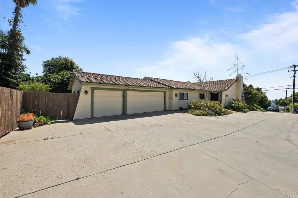 1812 Laurel Road