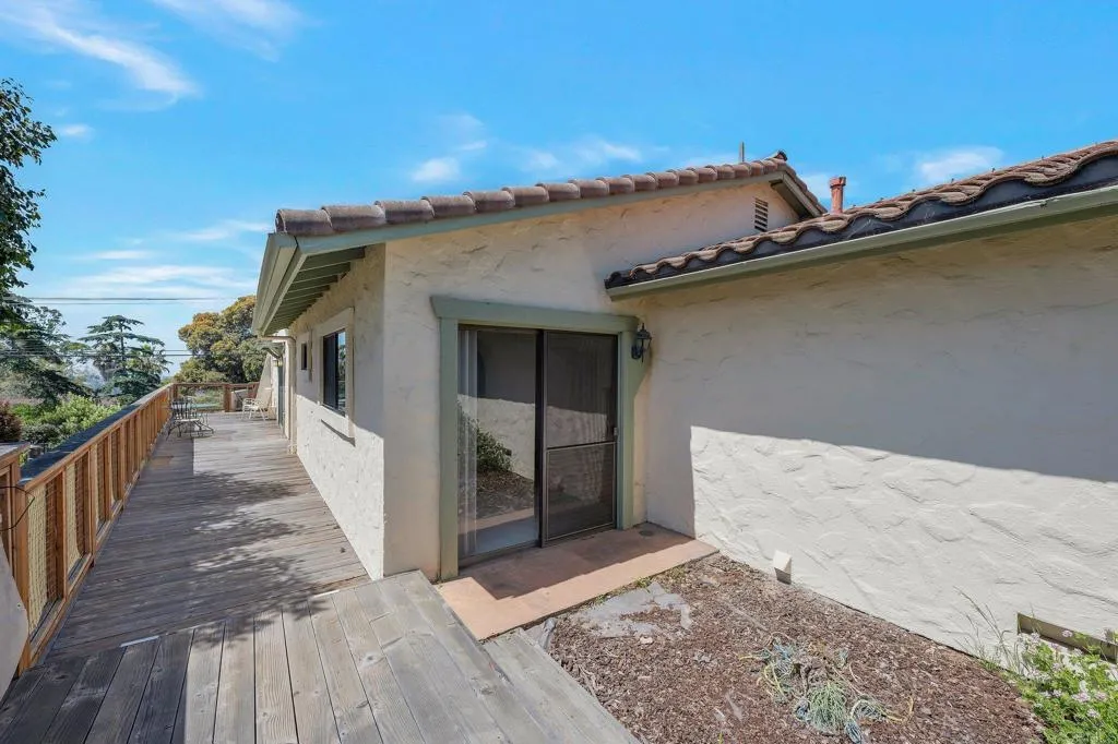 1812 Laurel Road