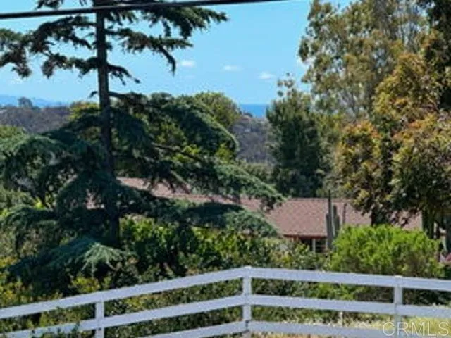 1812 Laurel Road