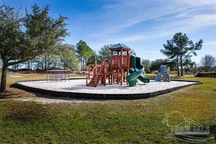 5692 Highland Lake Dr