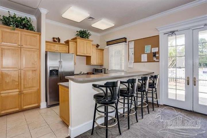 5692 Highland Lake Dr
