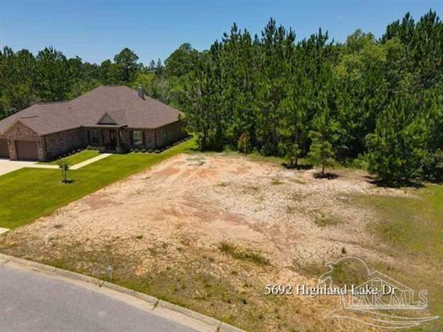 5692 Highland Lake Dr