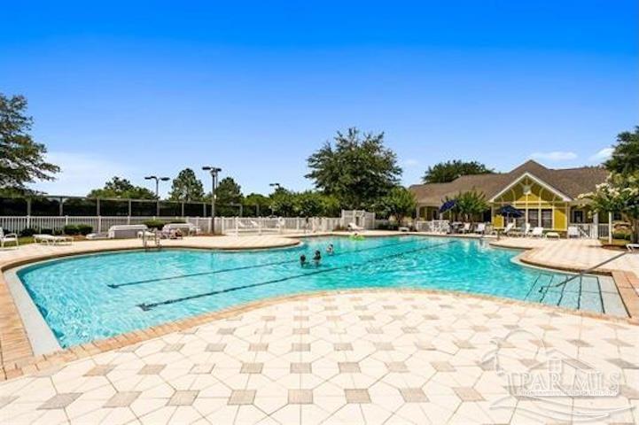 5692 Highland Lake Dr