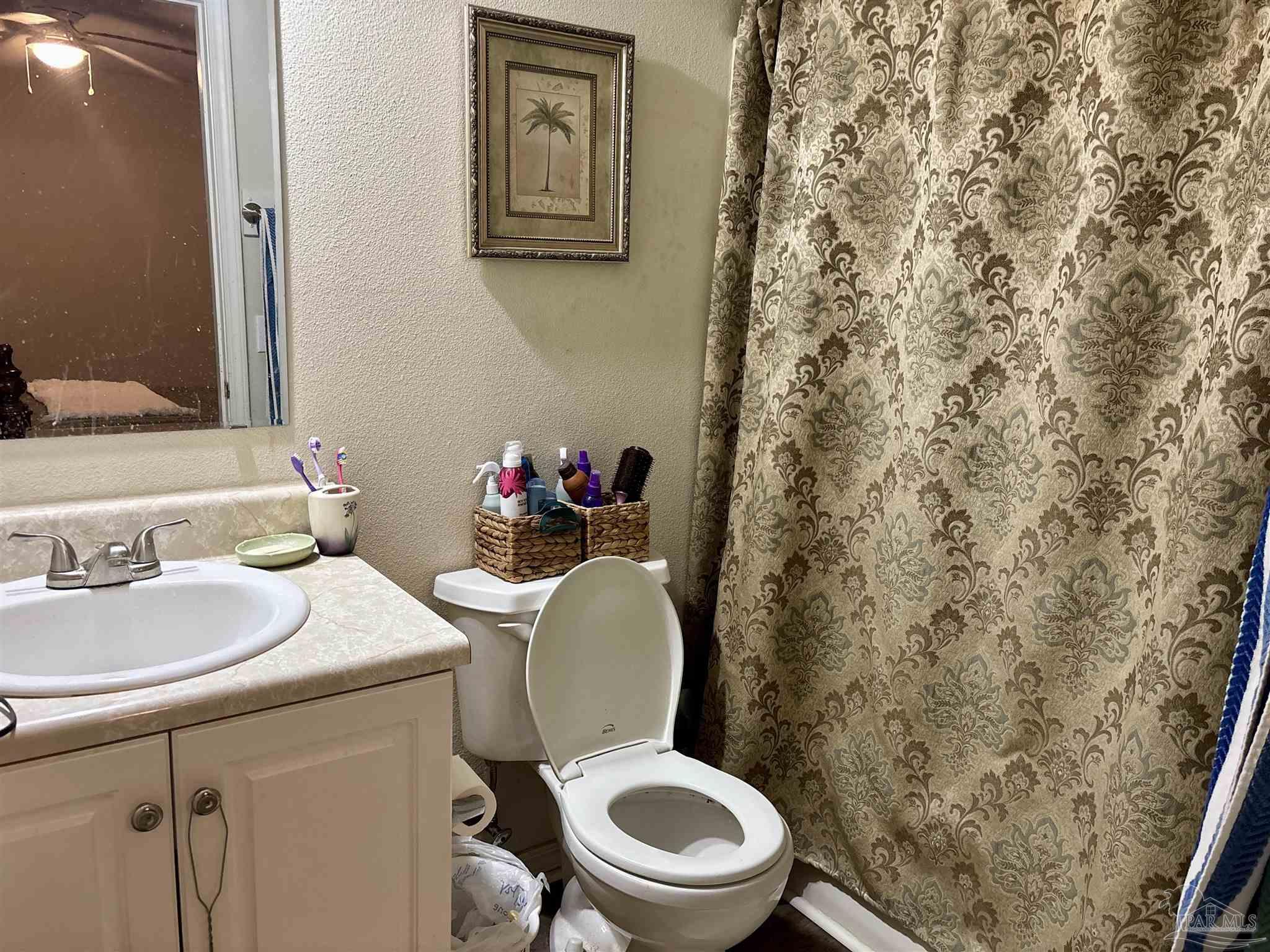1060 Antigua Cir