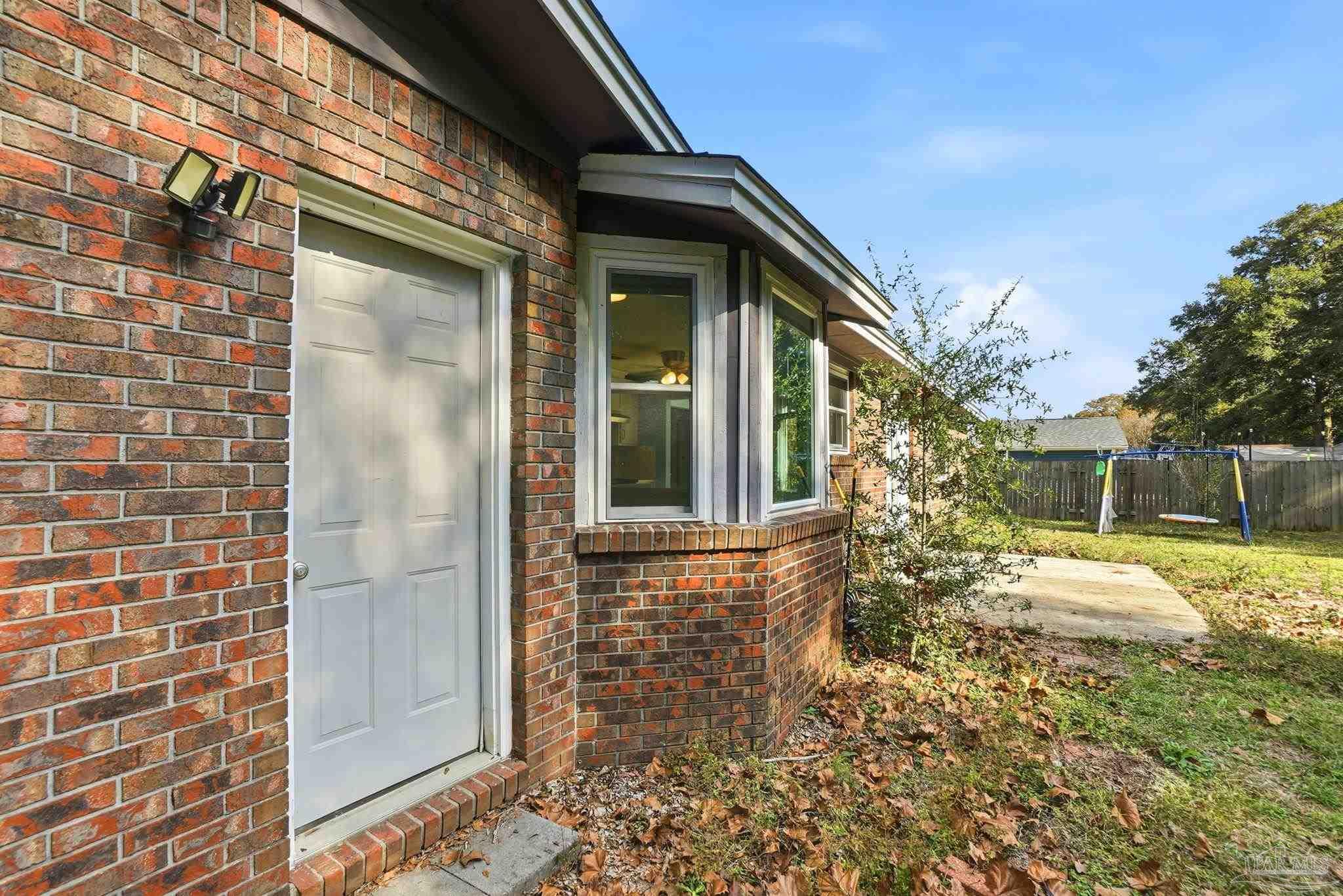 4605 Heatherwood Way