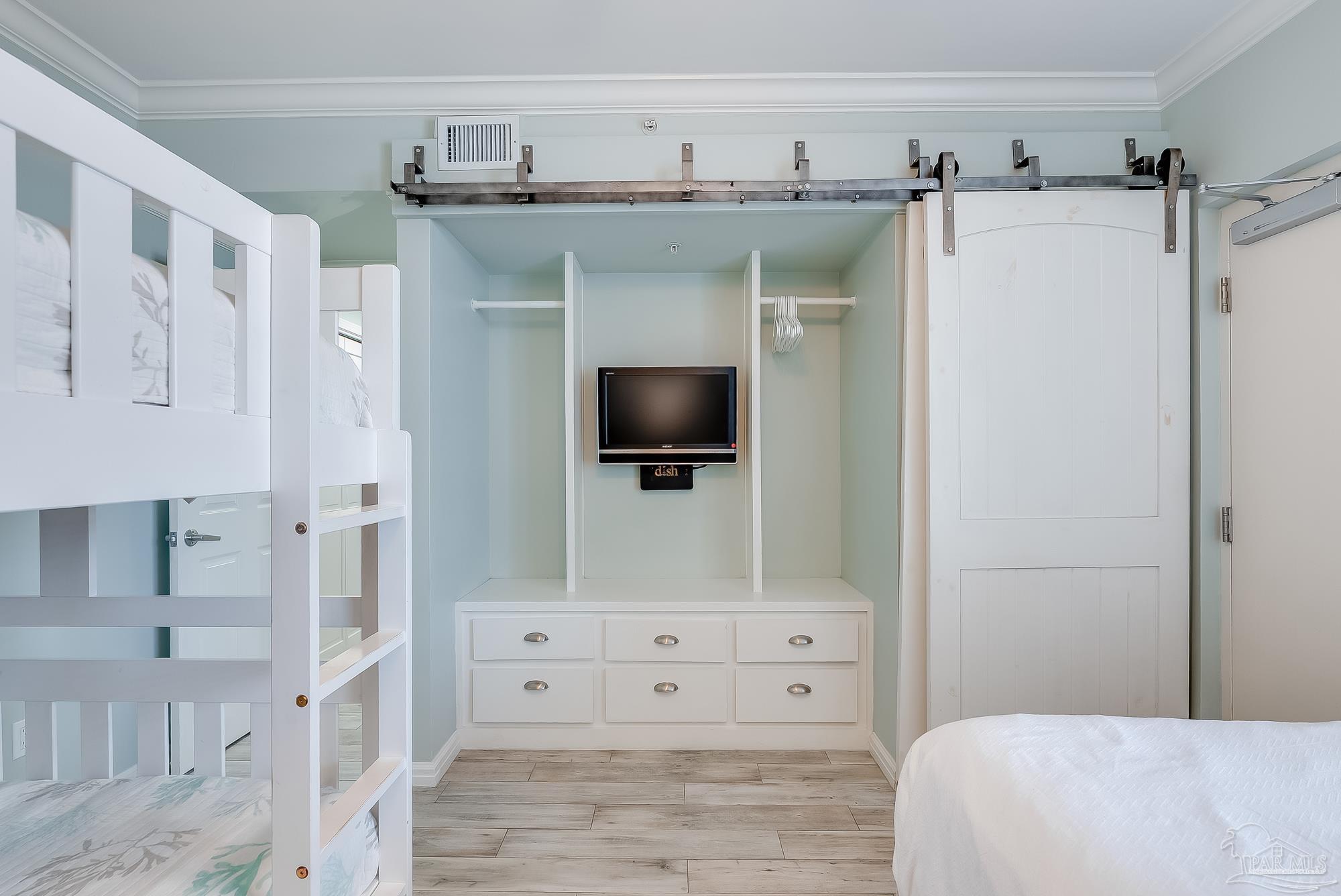 15200 Emerald Coast Pkwy # 407